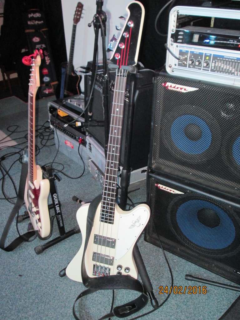 Additional Guitar Set Up With Martin Turner